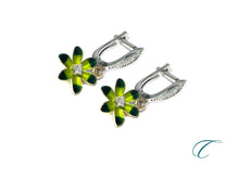 Load image into Gallery viewer, Flower Shape Diamond Earrings
